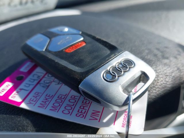 WAUKMAF42JN019695 Audi A4 2.0t Tech Ultra Premium/2.0t Ultra Premium