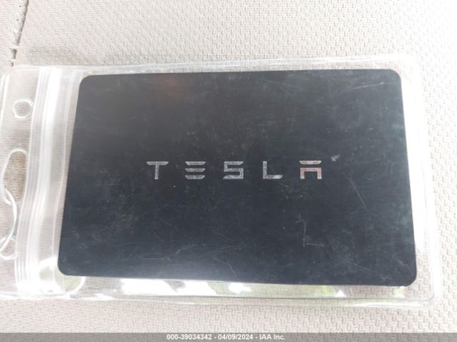 5YJ3E1EC3NF329940 Tesla Model 3 Performance Dual Motor All-wheel Drive