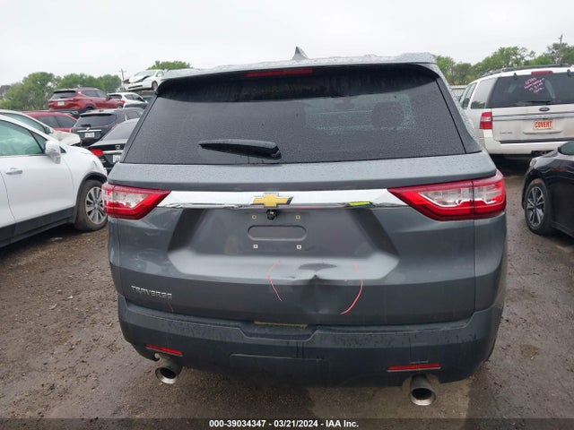 Chevrolet Traverse Ls 2018 1GNERFKW8JJ222370 Image 17