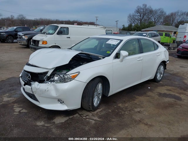 Lexus ES 350 2014 JTHBK1GG7E2119489 Image 2