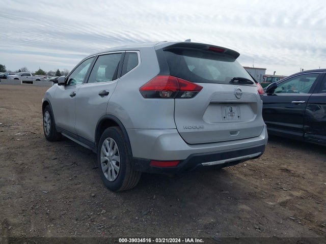 Nissan ROGUE S 2017 KNMAT2MT6HP575606 Image 3