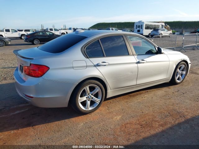 WBA3C1C55FP853265 BMW 328I