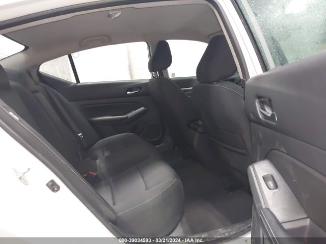 1N4BL4DW1NN346046 Nissan Altima Sv Intelligent Awd