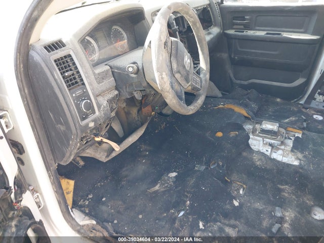 RAM 1500 Tradesman  4x4 5'7 Box 2018 1C6RR7KM8JS274629 Image 6