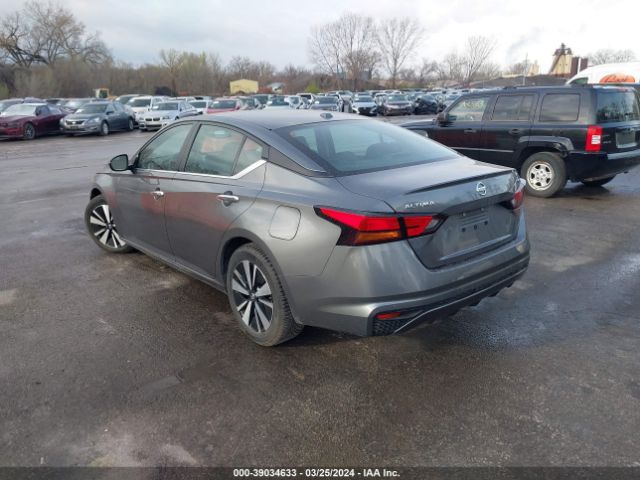 1N4BL4DV8NN317599 Nissan Altima Sv Fwd