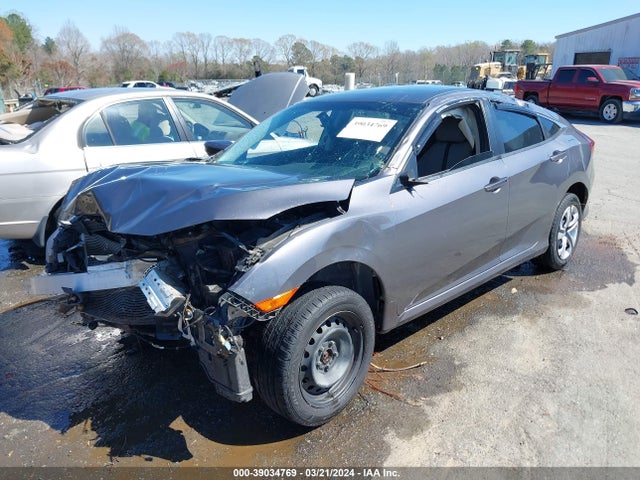 Honda Civic Lx 2018 2HGFC2F53JH568127 Image 2