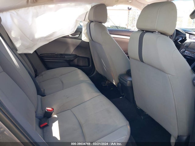 Honda Civic Lx 2018 2HGFC2F53JH568127 Image 8