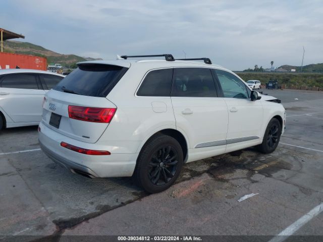 WA1LAAF72KD042888 Audi Q7 55 Premium/55 Se Premium