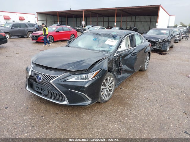 Lexus ES 300H 2019 JTHB21B10K2032225 Image 2