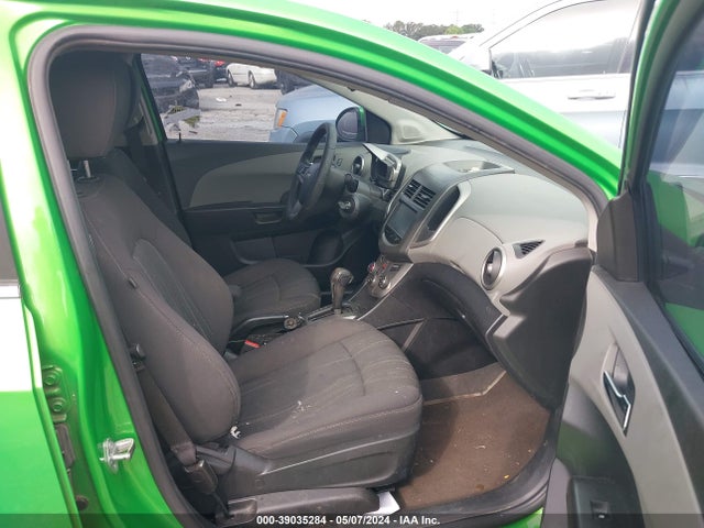 Chevrolet Sonic Lt Auto 2015 1G1JC5SH5F4170828 Image 5