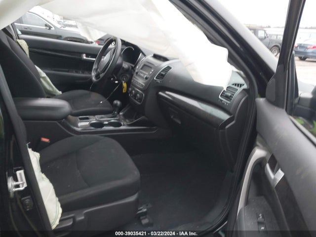 KIA SORENTO LX 2015 5XYKT3A69FG619767 Image 5