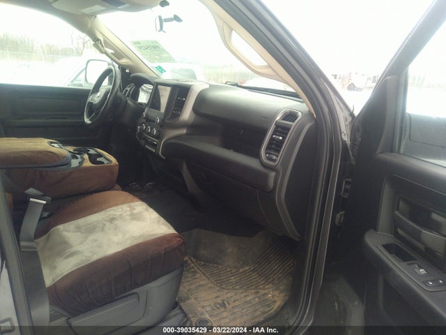3C6UR5CJXLG106861 RAM 2500 Tradesman