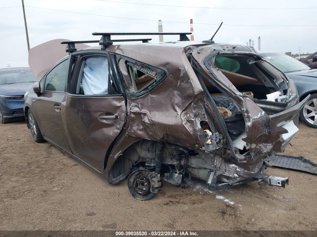 Toyota Prius V Four 2017 JTDZN3EU7HJ070364 Image 6