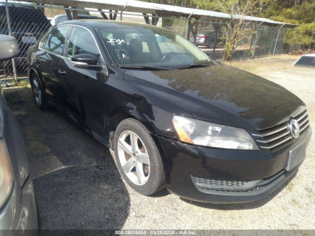 2013 VOLKSWAGEN PASSAT 1VWBP7A32DC051913 Photo 0