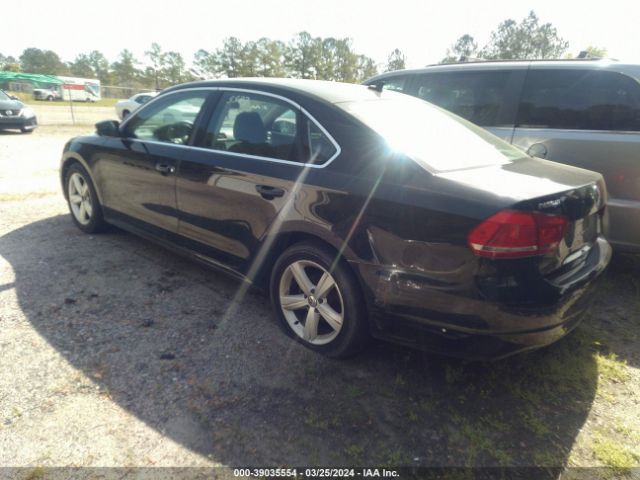 2013 VOLKSWAGEN PASSAT 1VWBP7A32DC051913 Photo 2