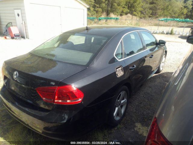 2013 VOLKSWAGEN PASSAT 1VWBP7A32DC051913 Photo 3