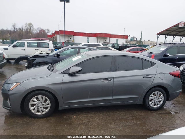 Hyundai ELANTRA SE 2019 5NPD74LF3KH445312 Image 15