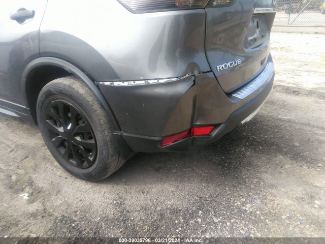 Nissan ROGUE S 2017 5N1AT2MV8HC784169 Image 11