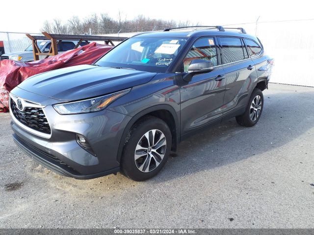 5TDHZRAH0NS097576 Toyota Highlander Xle