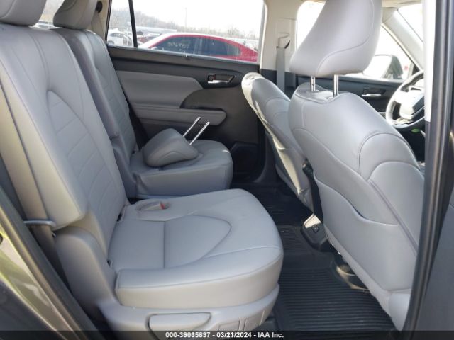 5TDHZRAH0NS097576 Toyota Highlander Xle