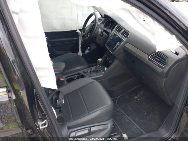 3VV2B7AX6KM198236 Volkswagen Tiguan 2.0t Se/2.0t Sel/2.0t Sel R-line/2.0t Sel R-line Black