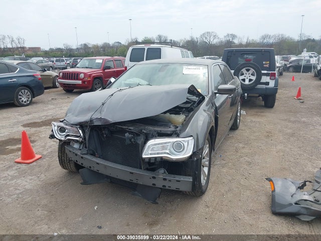 2C3CCAAGXJH299990 Chrysler 300 Touring