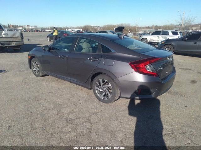 Honda CIVIC EX 2018 2HGFC2F7XJH574041 Image 3