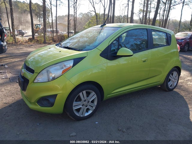 Chevrolet Spark 1lt Auto 2014 KL8CD6S91EC404617 Image 2