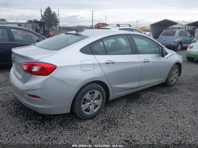 Chevrolet Cruze Ls Auto 2018 1G1BC5SM5J7222550 Image 4