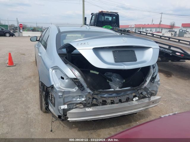 WDDUG8CB1GA212957 Mercedes-Benz S 550