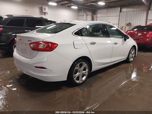 Chevrolet Cruze Premier Auto 2017 1G1BF5SMXH7165201 Image 4