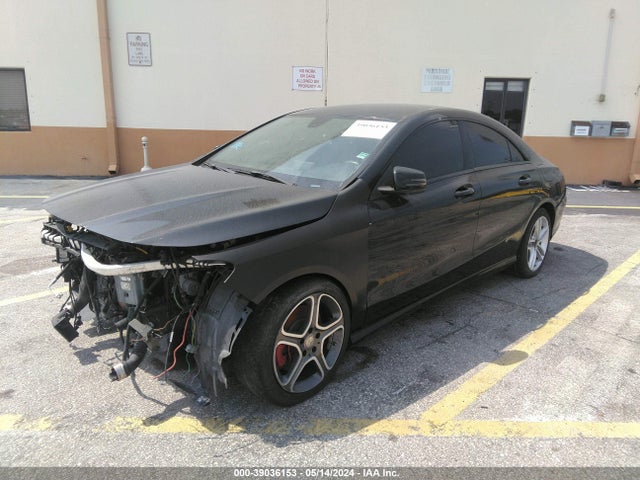 Mercedes-Benz CLA 250 2014 WDDSJ4EB7EN103908 Image 2