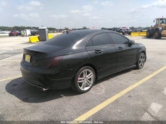 Mercedes-Benz CLA 250 2014 WDDSJ4EB7EN103908 Image 4