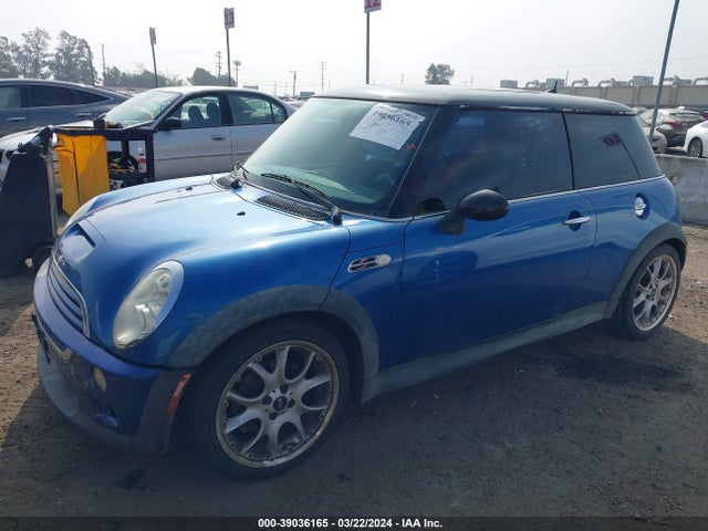 2006 MINI COOPER S WMWRE33576TN26146 Photo 1