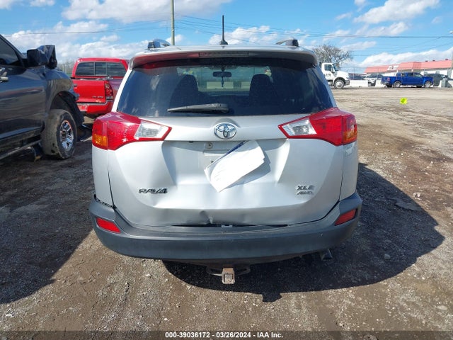Toyota Rav4 Xle 2014 JTMRFREV0EJ005442 Image 16