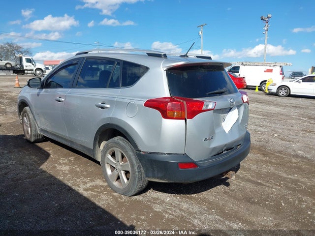 Toyota Rav4 Xle 2014 JTMRFREV0EJ005442 Image 3