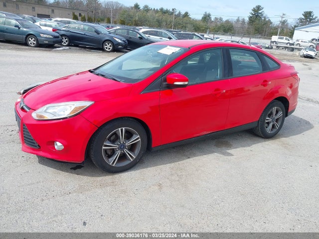 Ford FOCUS SE 2014 1FADP3F26EL134174 Image 2