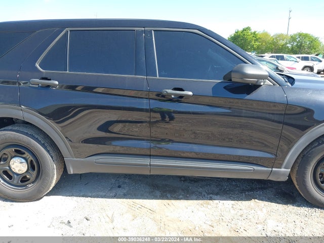 Ford Police Interceptor Utility 2020 1FM5K8AB9LGC51573 Image 13
