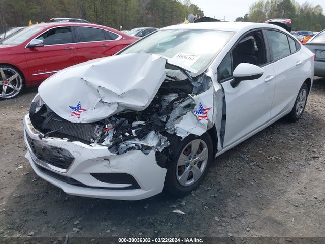 Chevrolet Cruze Ls Auto 2018 1G1BC5SM7J7107044 Image 2