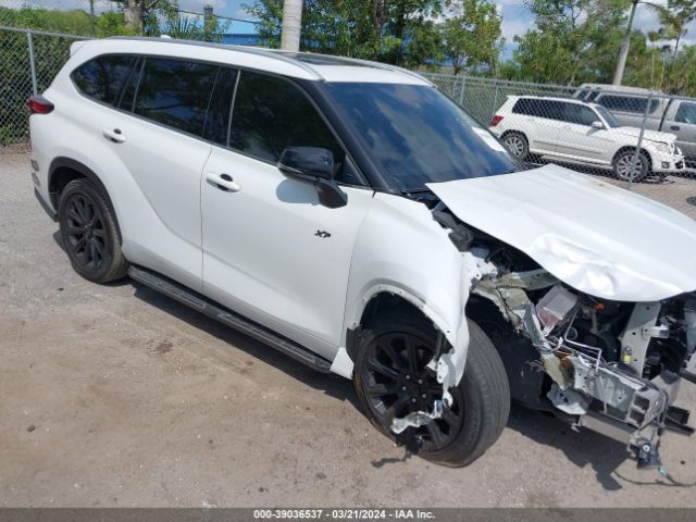 2022 TOYOTA HIGHLANDER 5TDGZRAH0NS554706