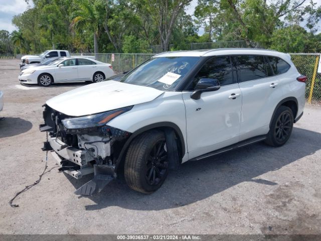 2022 TOYOTA HIGHLANDER 5TDGZRAH0NS554706 Photo 1