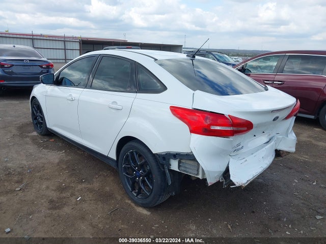 Ford FOCUS SE 2016 1FADP3F20GL299723 Image 3