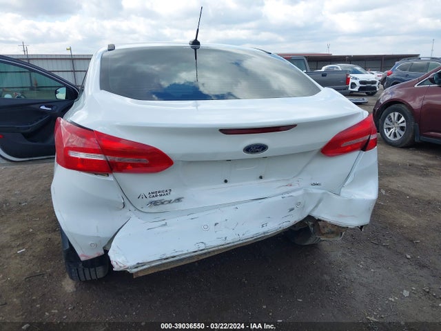 Ford FOCUS SE 2016 1FADP3F20GL299723 Image 6