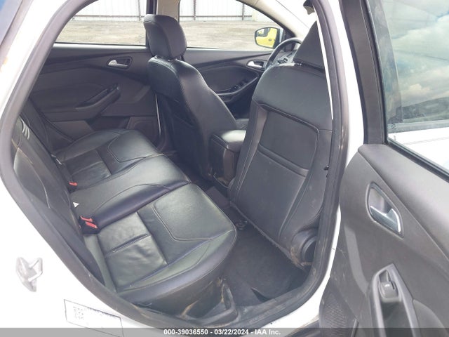 Ford FOCUS SE 2016 1FADP3F20GL299723 Image 8