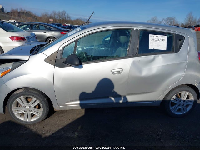 Chevrolet Spark 1lt Auto 2014 KL8CD6S99EC539649 Image 14
