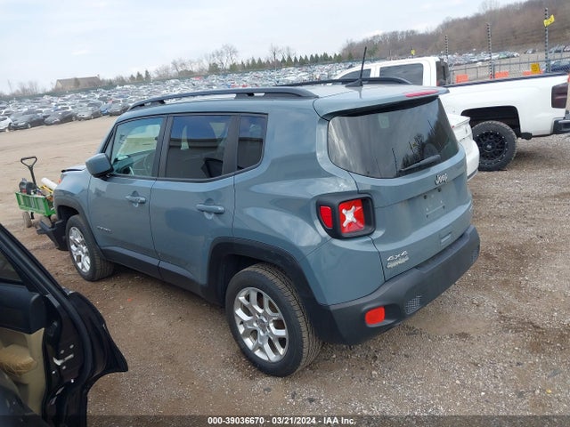 Jeep Renegade Latitude 4x4 2018 ZACCJBBB4JPH12866 Image 3
