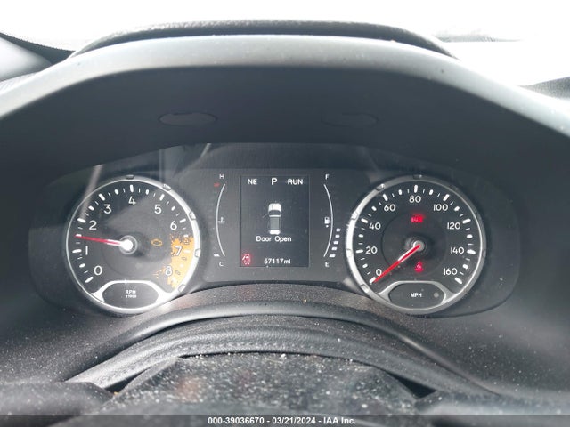 Jeep Renegade Latitude 4x4 2018 ZACCJBBB4JPH12866 Image 7