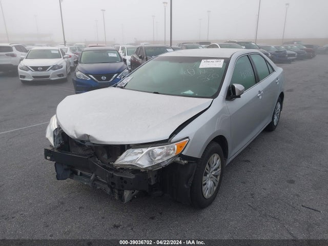 Toyota CAMRY LE 2014 4T4BF1FKXER426320 Image 2