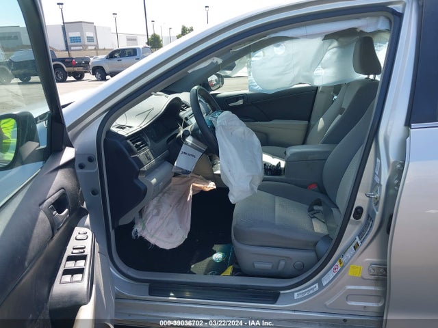 Toyota CAMRY LE 2014 4T4BF1FKXER426320 Image 5