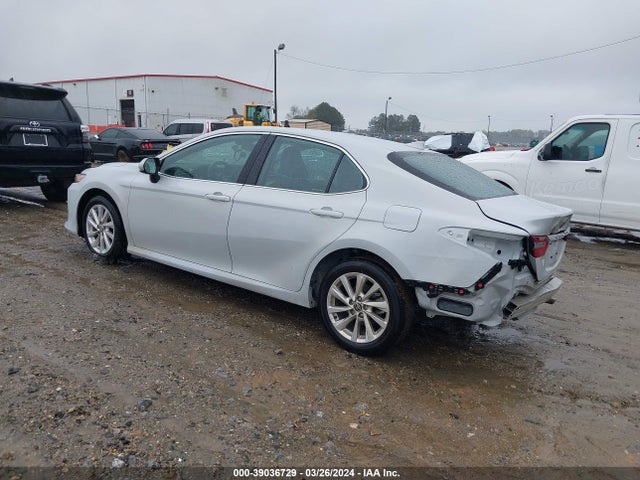 Toyota CAMRY LE 2024 4T1C11AK2RU189932 Image 3
